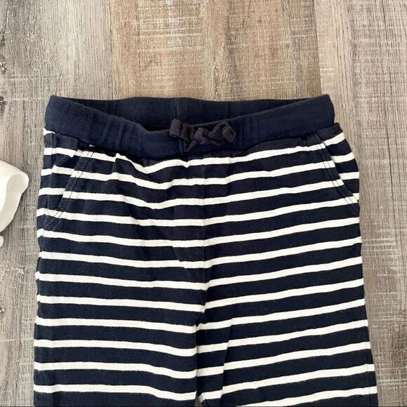 Osh Kosh two piece set - Picture 3 of 3